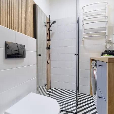 4 Pory Roku- 200m Plaza, Prywatny Parking Apartament Sopot