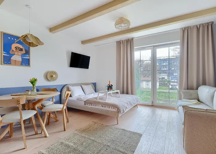 4 Pory Roku- 200m Plaza, Prywatny Parking Daire *