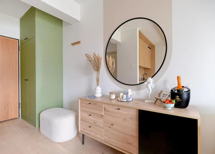 Daire 4 Pory Roku- 200m Plaza, Prywatny Parking